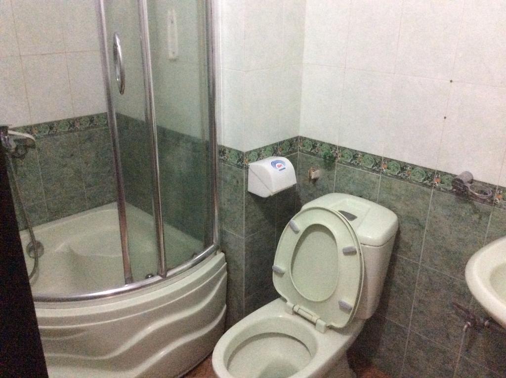 An Binh Hotel Hanoi Bagian luar foto
